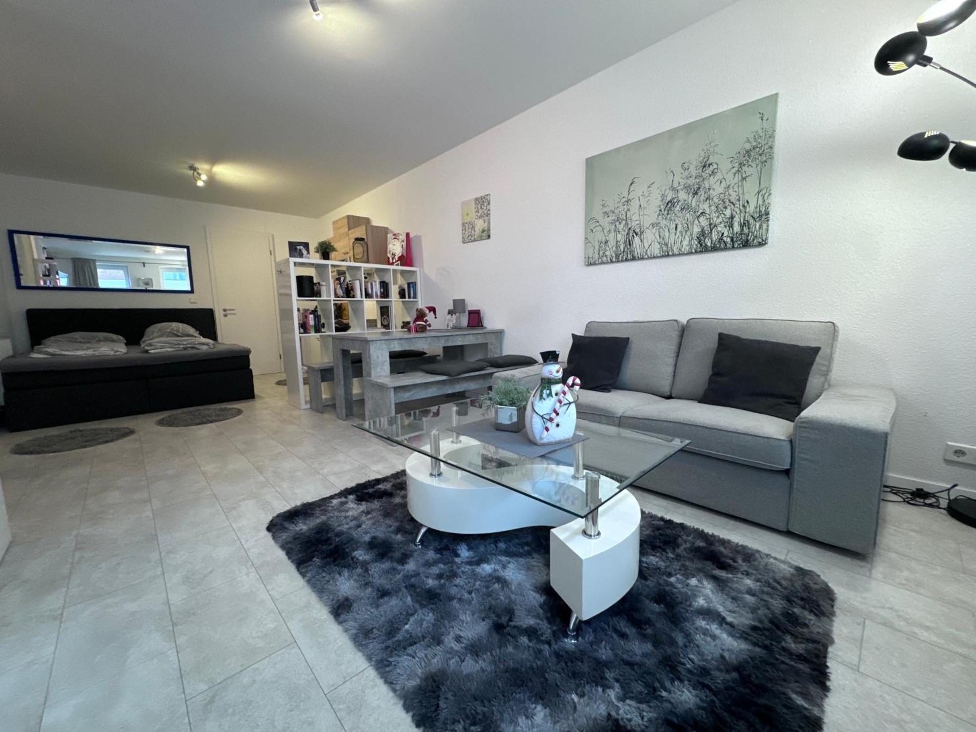 Apartment W2 Kontaktloser 24h Check In, Kostenloses W-lan, Kueche, Parkplatz Bueckeburg
